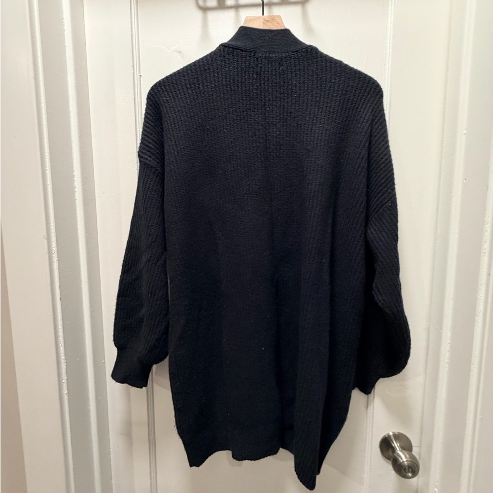 Aerie by American Eagle Oversized Black Knit Sweater - Picture 2 of 3